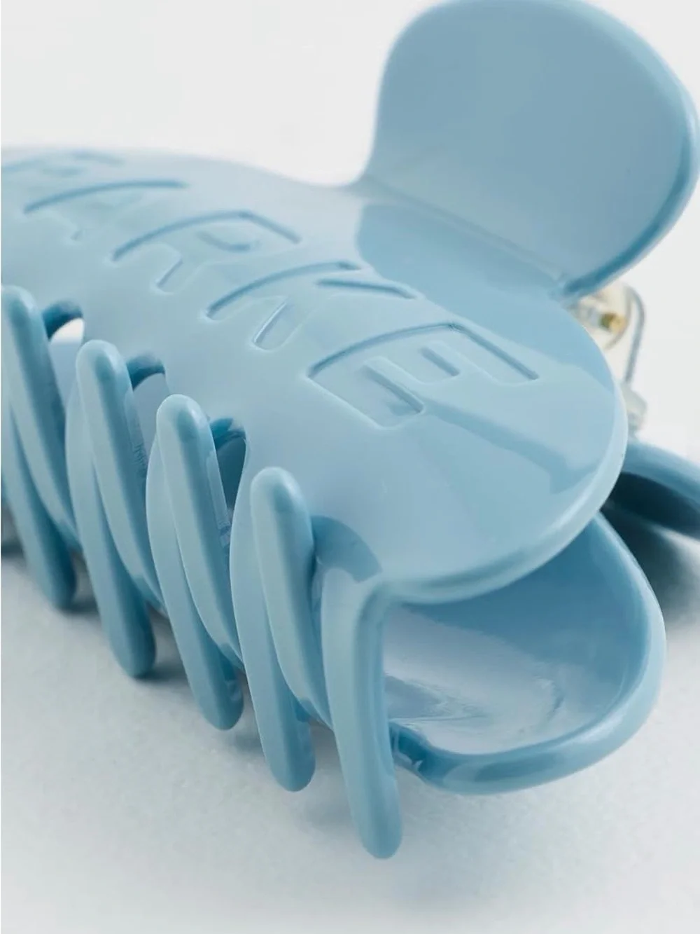 PARKE Blue Hair Claw Clip Frosting